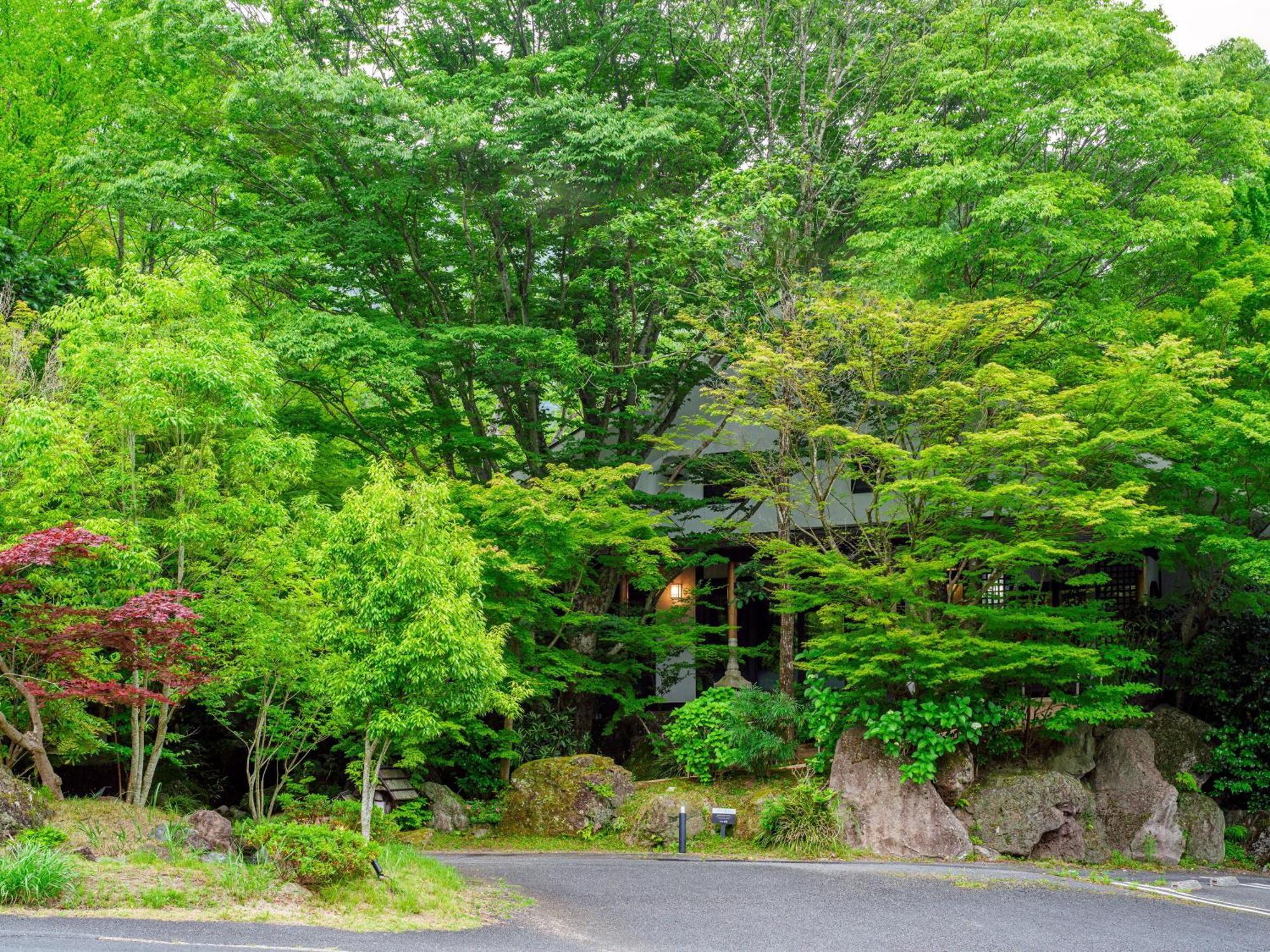 Yufuin Rakuyu Hotel Buitenkant foto