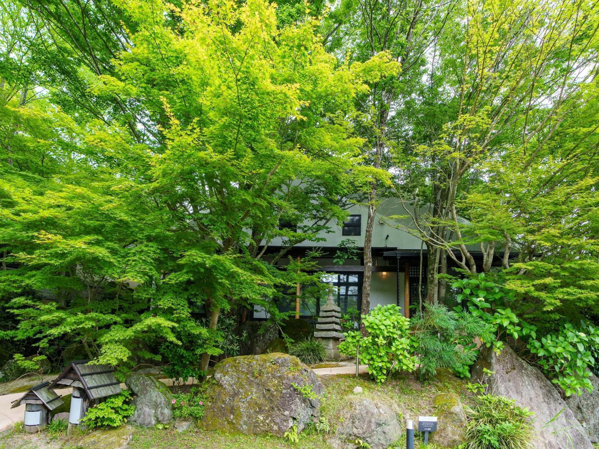Yufuin Rakuyu Hotel Buitenkant foto
