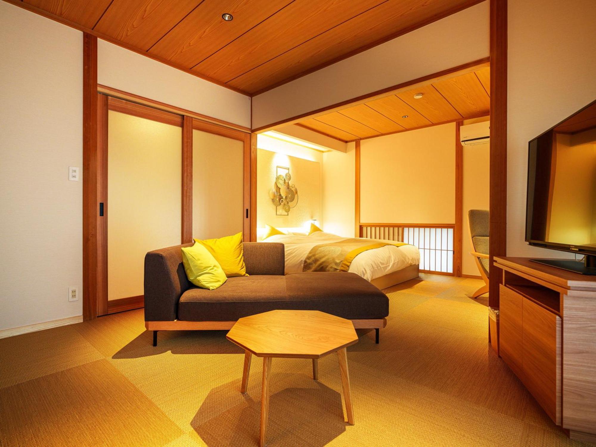 Yufuin Rakuyu Hotel Buitenkant foto