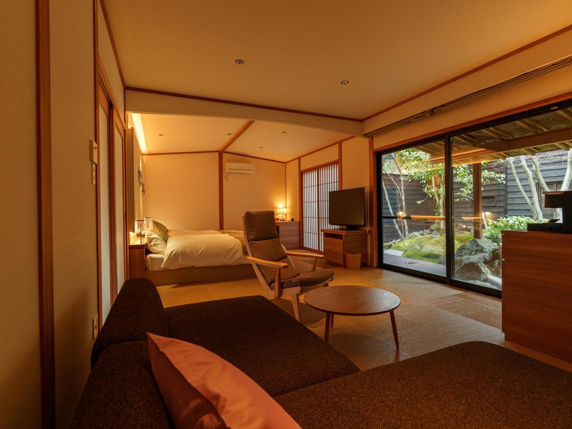 Yufuin Rakuyu Hotel Buitenkant foto