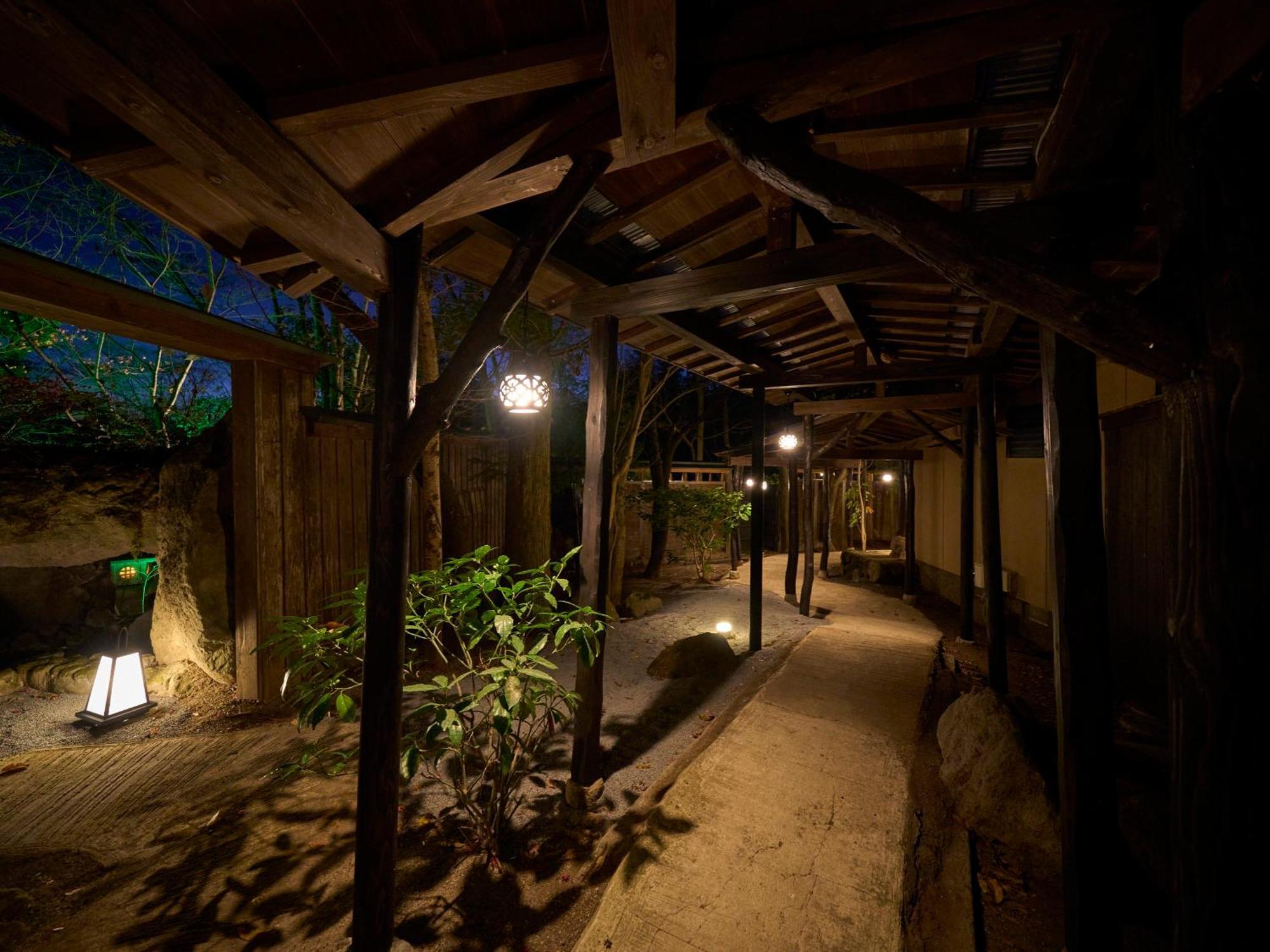 Yufuin Rakuyu Hotel Buitenkant foto